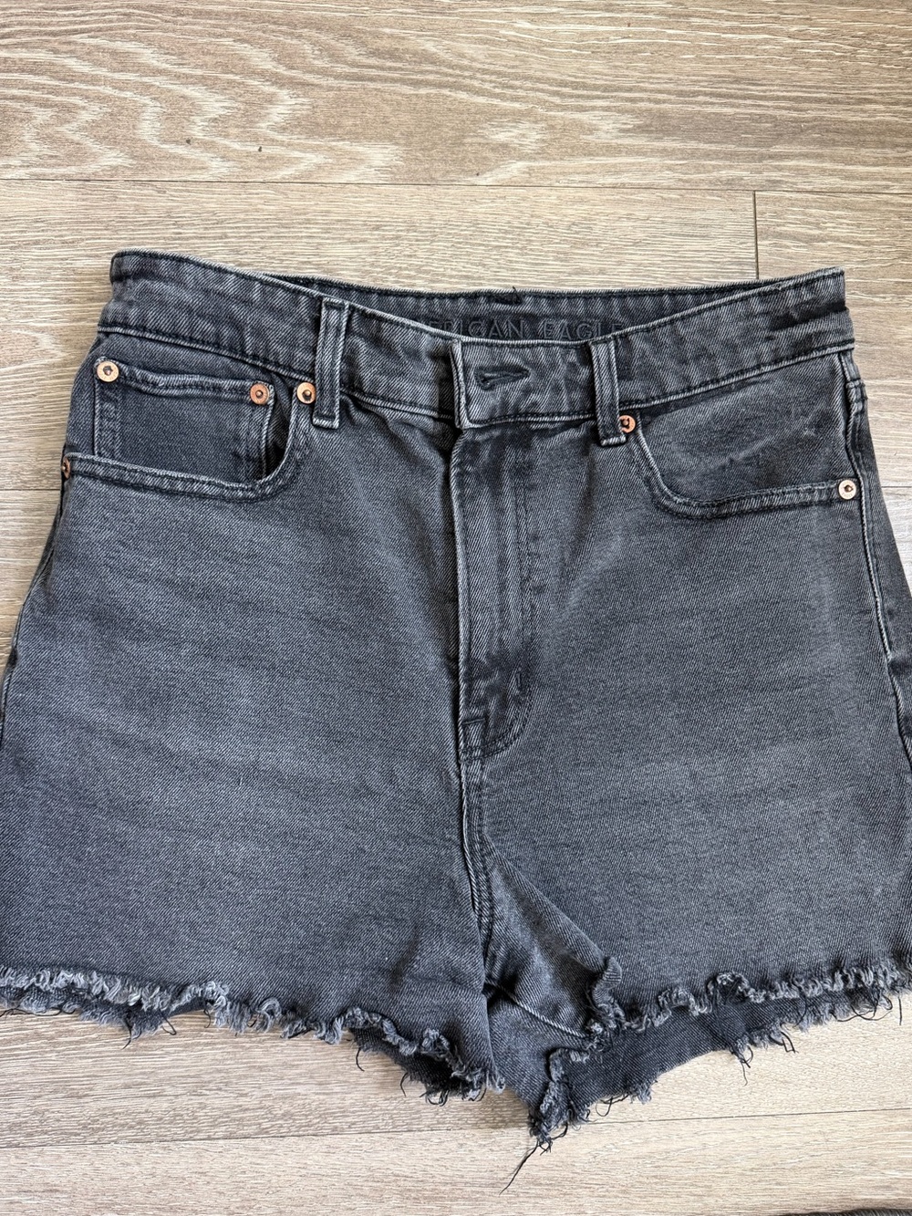 American Eagle Highest Rise 90s Boyfriend Black Shorts size 4